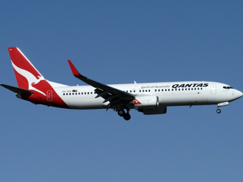 Qantas Boeing 737 800